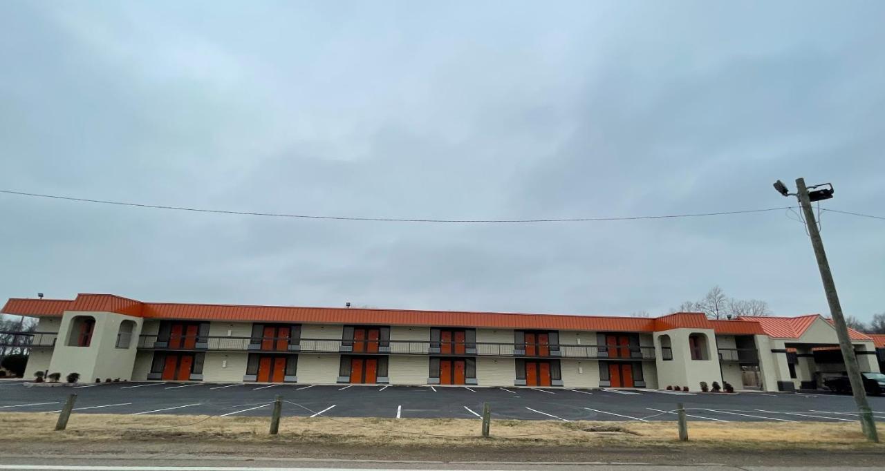 Dreamland Inn Marion Exterior photo